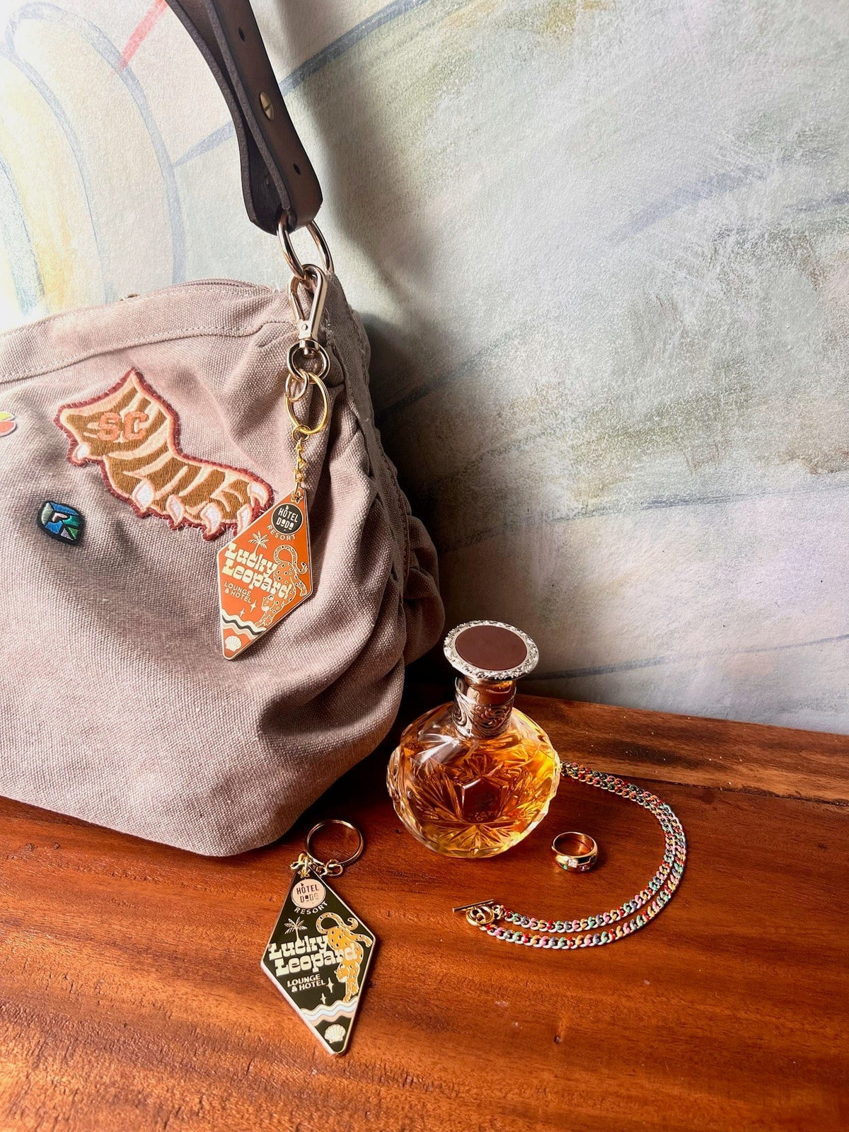 Lucky Leopard Lounge Motel Keyring - GINGER (Trade Pack 4)